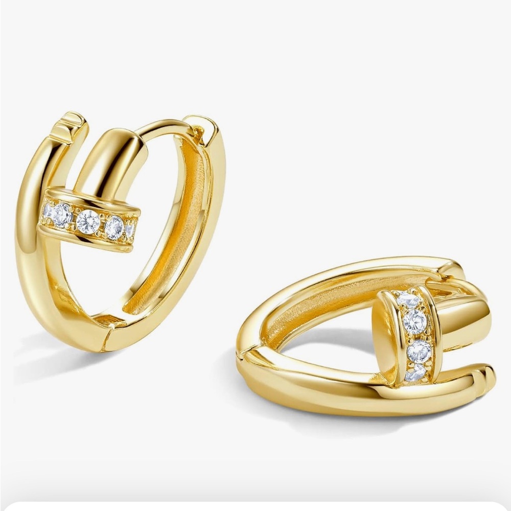 Me&Hz Gold Huggie Hoop Earrings- 14K Gold Plated